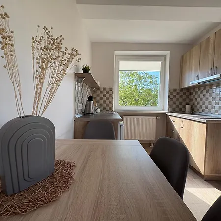 Comfort - Location - Balcony No 23 アパート パランガ