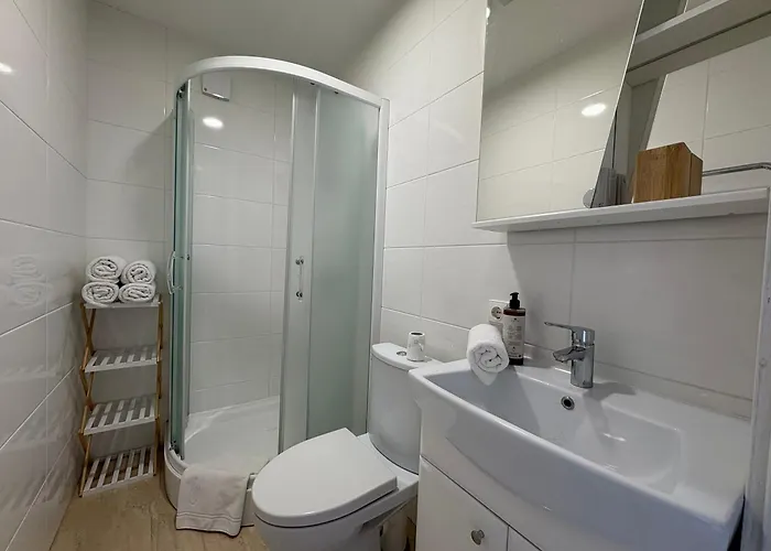 Comfort - Location - Balcony No 23 *